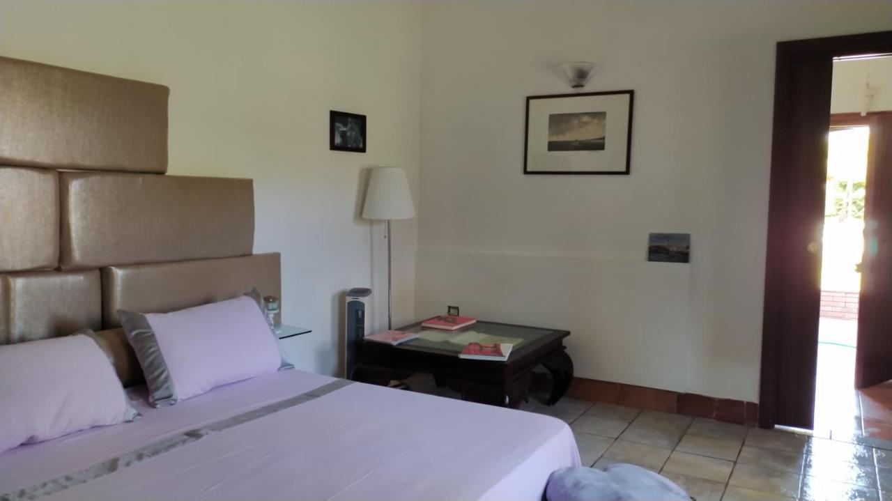 Villa Le Tre Dame B&B バッティパーリア エクステリア 写真
